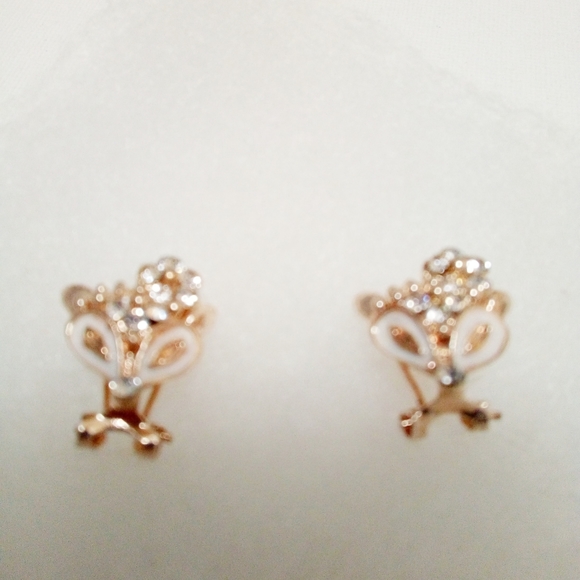 Betsey Johnson Jewelry - New Flower Fox Earrings